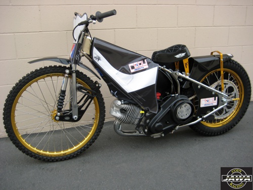 JAWA Model 889