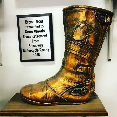 1986 Bronze Boot